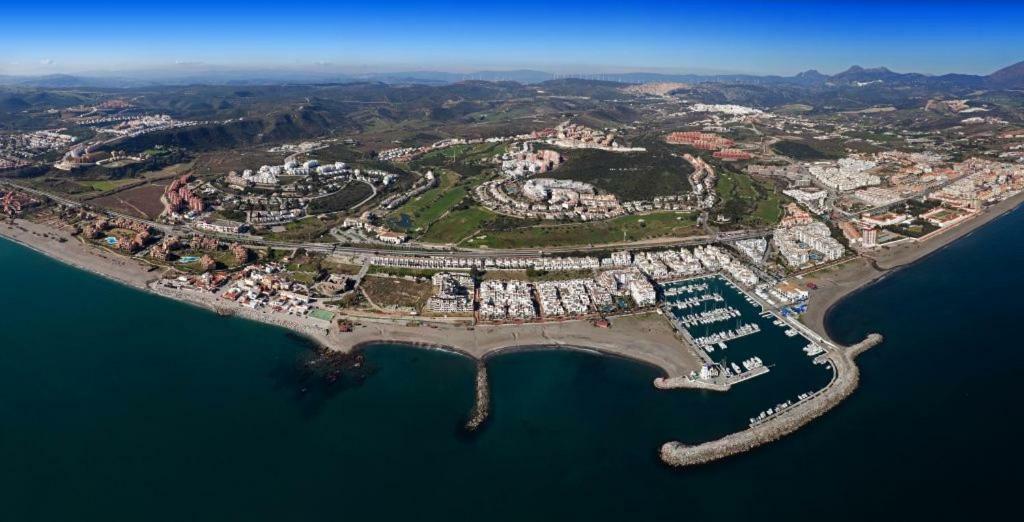 Beach Apartment Marina Duquesa 마닐바 외부 사진