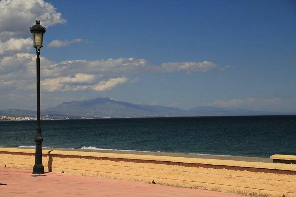 Beach Apartment Marina Duquesa 마닐바 외부 사진